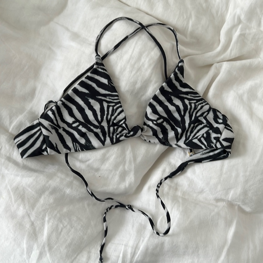 NWOT Skatie Swim Sarah Bikini Top - Zebra